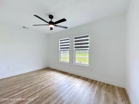 Bedroom - 4590 Ponds Dr, Cocoa, FL 32927 photo 6 of 6