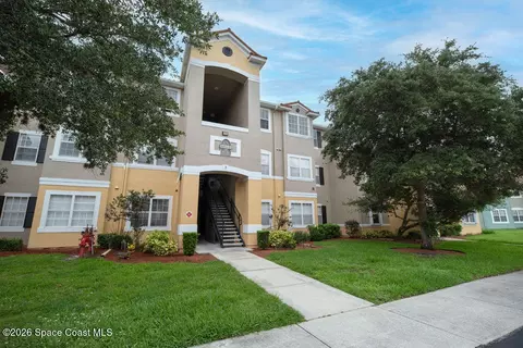 1776 Sophias Dr #303, Melbourne, FL 32940