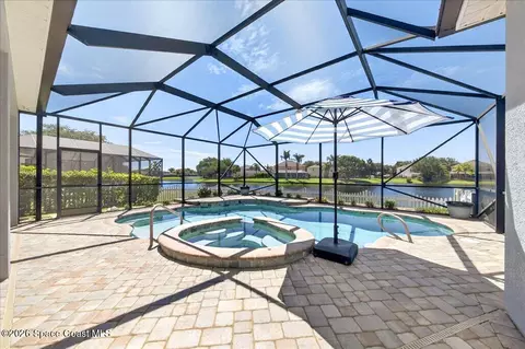 Exterior - 4059 Chastain Dr, Melbourne, FL 32940 photo 11 of 14