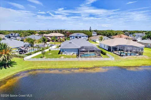 View/Area - 4059 Chastain Dr, Melbourne, FL 32940 photo 5 of 8