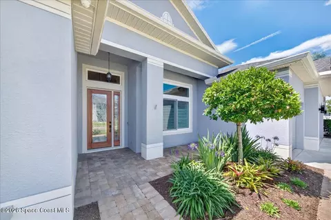Exterior - 4059 Chastain Dr, Melbourne, FL 32940 photo 7 of 14