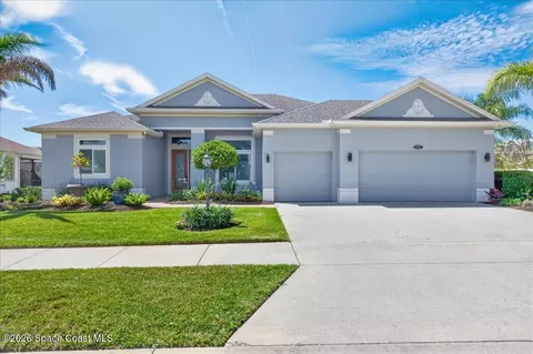 Exterior - 4059 Chastain Dr, Melbourne, FL 32940 photo 4 of 14