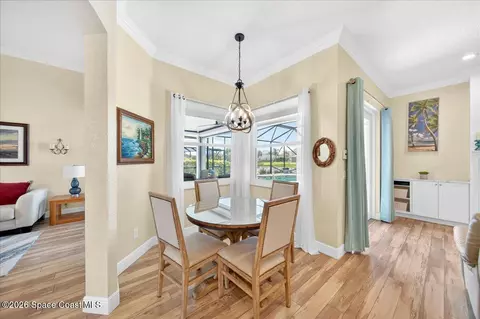 Dining - 4059 Chastain Dr, Melbourne, FL 32940 photo 2 of 2