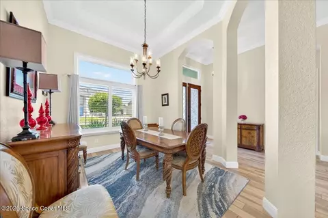 Dining - 4059 Chastain Dr, Melbourne, FL 32940 photo 1 of 2