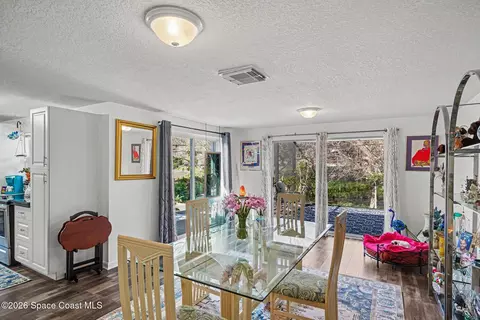 Dining - 427 Lynn Ave, Melbourne, FL 32935 photo 2 of 2