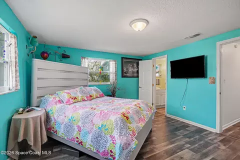 Bedroom - 427 Lynn Ave, Melbourne, FL 32935 photo 3 of 4