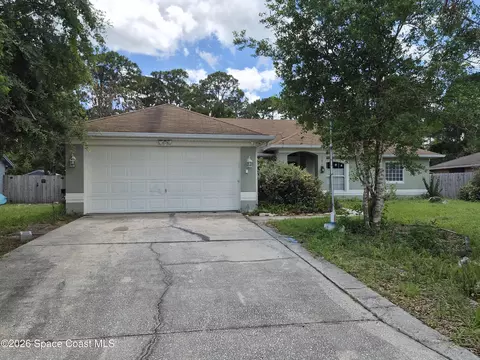 1296 Stone St NW, Palm Bay, FL 32907