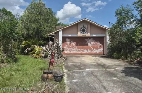 2565 E Dorchester Dr, Deltona, FL 32738