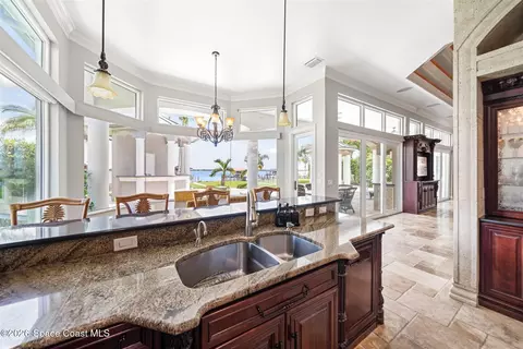 Kitchen - 6760 Still Point Dr, Melbourne, FL 32940 photo 6 of 7