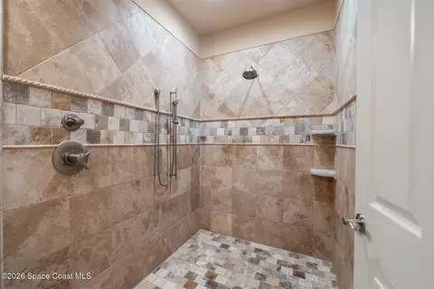 Bath - 6760 Still Point Dr, Melbourne, FL 32940 photo 7 of 9