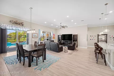 Dining - 3995 Domain Ct, Melbourne, FL 32934 photo 1 of 2