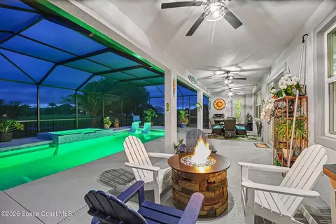 Exterior - 3995 Domain Ct, Melbourne, FL 32934 photo 3 of 13