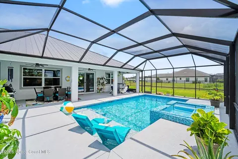 Exterior - 3995 Domain Ct, Melbourne, FL 32934 photo 10 of 13