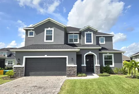 8432 Paragrass Ave, Melbourne, FL 32940