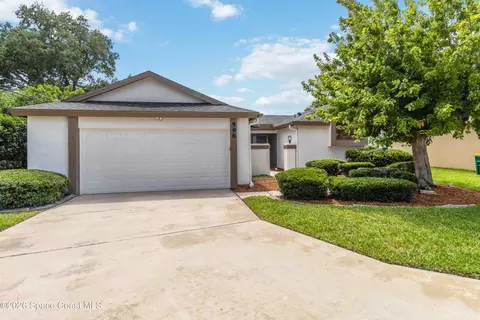 Exterior - 598 Pine Forest Ct, Melbourne, FL 32940 photo 1 of 11