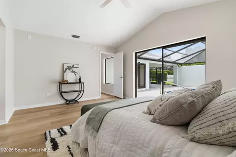 Bedroom - 598 Pine Forest Ct, Melbourne, FL 32940 photo 2 of 4