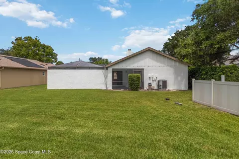 Exterior - 598 Pine Forest Ct, Melbourne, FL 32940 photo 9 of 11