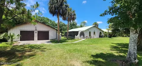 6870 Crepe Myrtle Dr, Grant, FL 32949