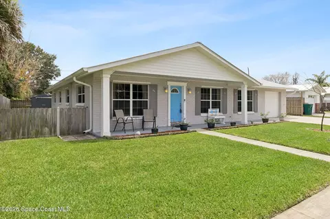 2469 Colony Dr, Melbourne, FL 32935