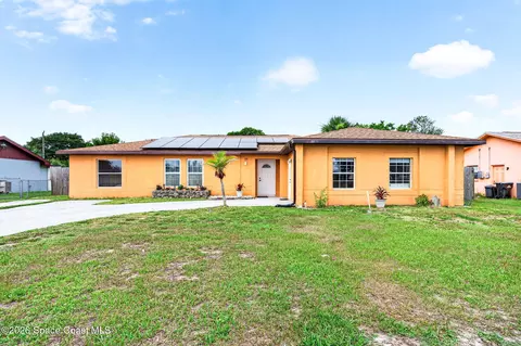 719 Bianca Dr NE, Palm Bay, FL 32905