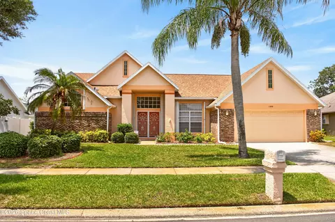 1225 Pemberton Trl, Malabar, FL 32950