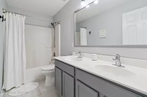Bath - 4981 Spinet Dr, Melbourne, FL 32940 photo 1 of 2