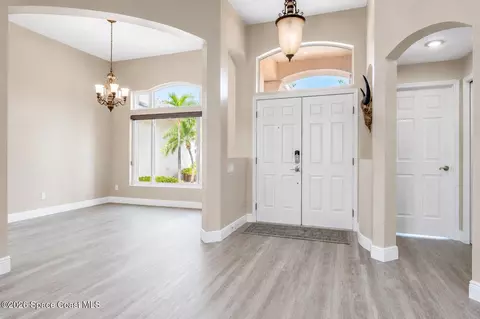 Entry Way - 1697 Atrium Dr, Melbourne, FL 32935 photo 2 of 2