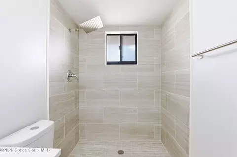 Bath - 5540 Carrick Rd, Cocoa, FL 32927 photo 2 of 5