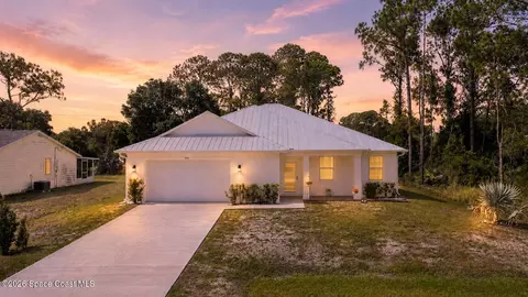 424 Krassner Dr NW, Palm Bay, FL 32907