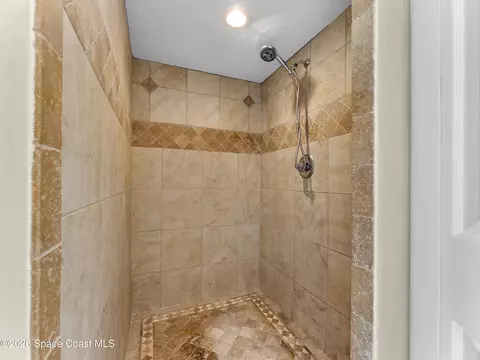 Bath - 2427 Nobility Ave, Melbourne, FL 32934 photo 2 of 4