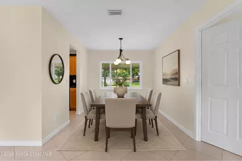 Dining - 2427 Nobility Ave, Melbourne, FL 32934 photo 1 of 1