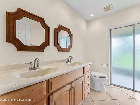 Bath - 2427 Nobility Ave, Melbourne, FL 32934 photo 1 of 4