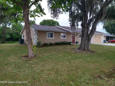 223 Maywood Ave NW, Palm Bay, FL 32907