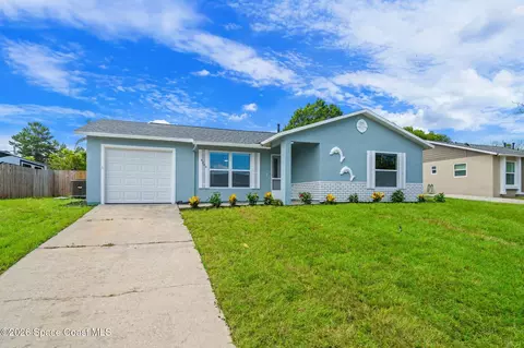 3733 W Powder Horn Rd, Titusville, FL 32796