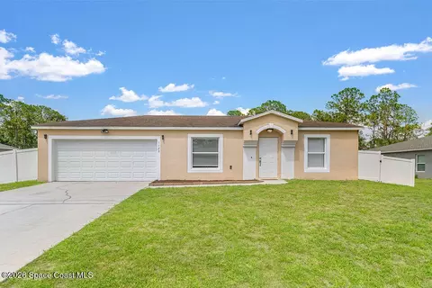 1123 Gawain Rd SW, Palm Bay, FL 32908
