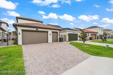 Exterior - 8476 Lyside Dr, Melbourne, FL 32940 photo 8 of 9