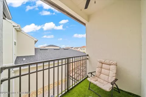 Exterior - 8476 Lyside Dr, Melbourne, FL 32940 photo 3 of 9