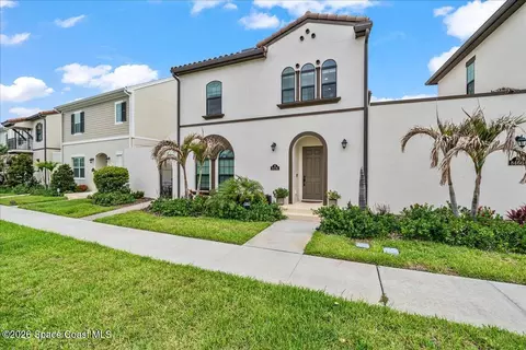 Exterior - 8476 Lyside Dr, Melbourne, FL 32940 photo 2 of 9