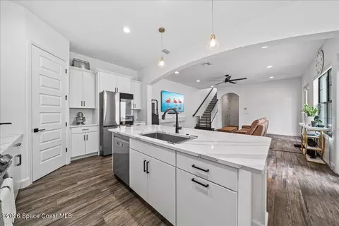 Kitchen - 8476 Lyside Dr, Melbourne, FL 32940 photo 3 of 3