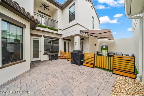 Exterior - 8476 Lyside Dr, Melbourne, FL 32940 photo 4 of 9
