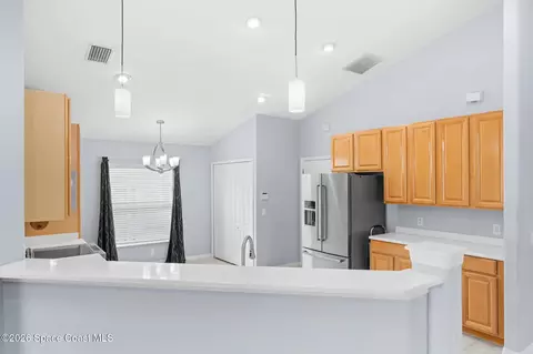 Kitchen - 3543 Siderwheel Dr, Rockledge, FL 32955 photo 5 of 6
