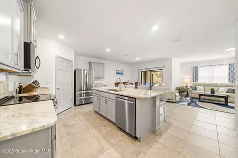 Kitchen - 6508 Marble Rd, Cocoa, FL 32927 photo 4 of 4