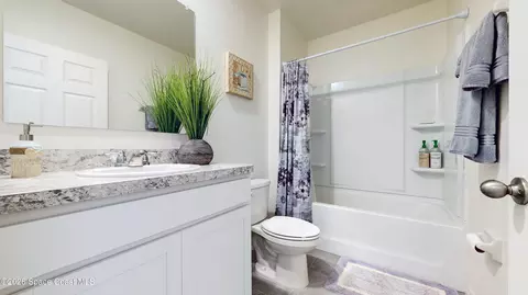 Bath - 4867 Barr St, Melbourne, FL 32904 photo 2 of 3