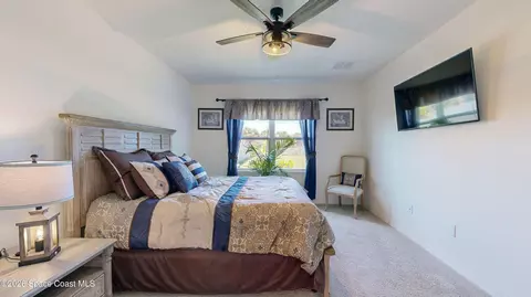 Bedroom - 4867 Barr St, Melbourne, FL 32904 photo 2 of 4