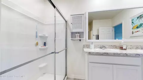Bath - 4867 Barr St, Melbourne, FL 32904 photo 1 of 3