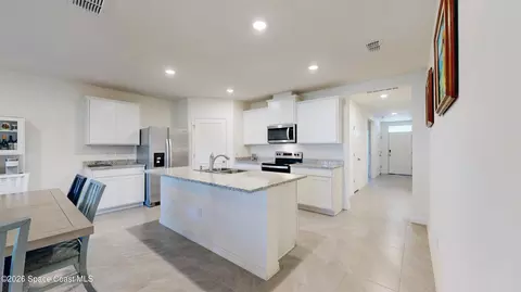 Entry Way - 4867 Barr St, Melbourne, FL 32904 photo 3 of 7