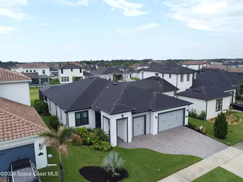 8197 Gullen Dr, Melbourne, FL 32940