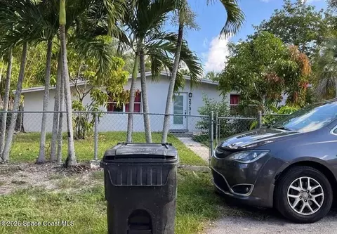2731 SW 13th Ct, Fort Lauderdale, FL 33312