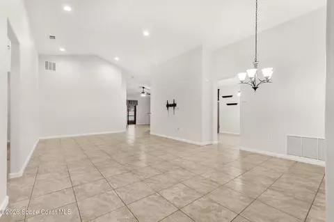 Living - 869 Fiddleleaf Cir, Melbourne, FL 32904 photo 6 of 8