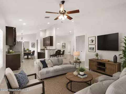 Living - 869 Fiddleleaf Cir, Melbourne, FL 32904 photo 3 of 8